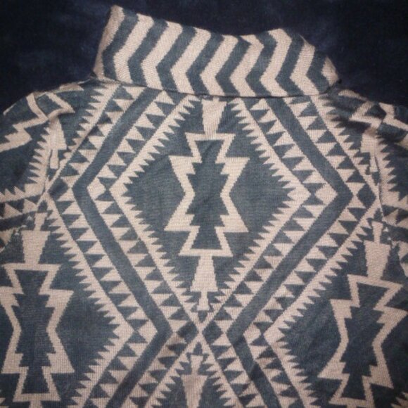 🧥 Women's Aztec Boho Open Front Long Cardigan Sweater (XL) by VIP - Picture 6 of 11